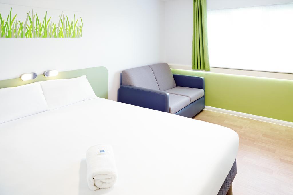 Warrington Motel, J20 M6 Lymm Services Phòng bức ảnh