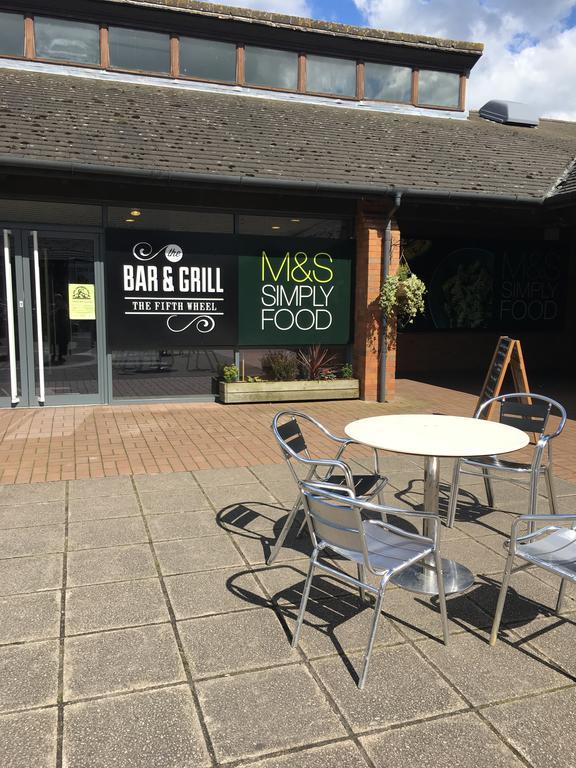 Warrington Motel, J20 M6 Lymm Services Ngoại thất bức ảnh