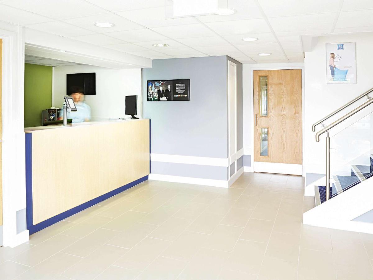 Warrington Motel, J20 M6 Lymm Services Ngoại thất bức ảnh